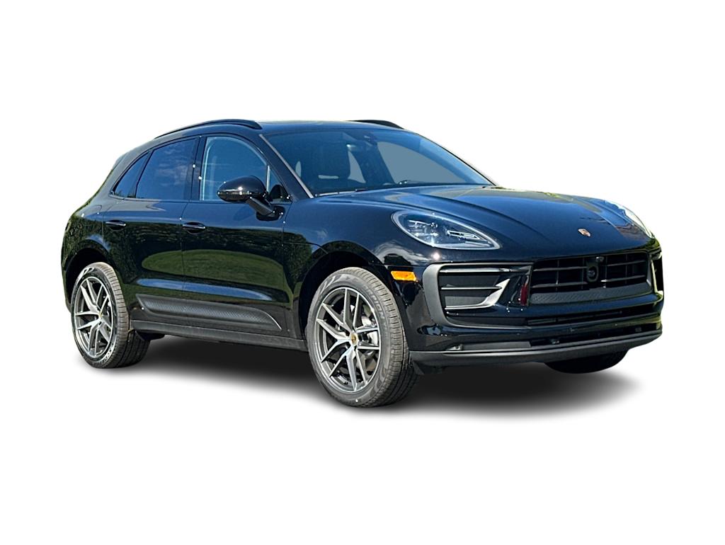 Thumbnail: 2026 Porsche Macan - 20