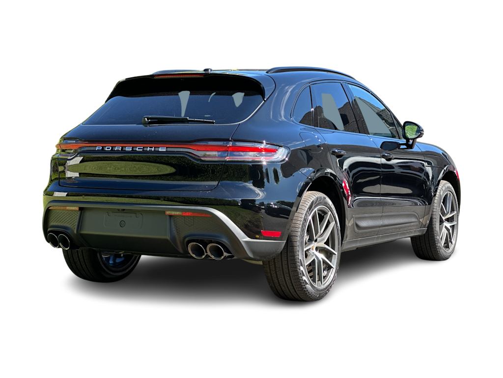 Thumbnail: 2026 Porsche Macan - 18