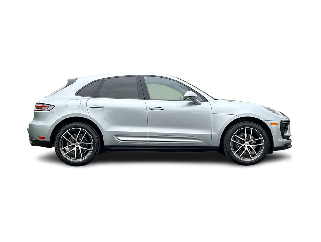 Thumbnail: 2025 Porsche Macan - 20