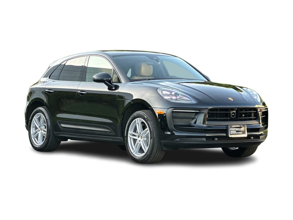 Thumbnail: 2025 Porsche Macan - 21