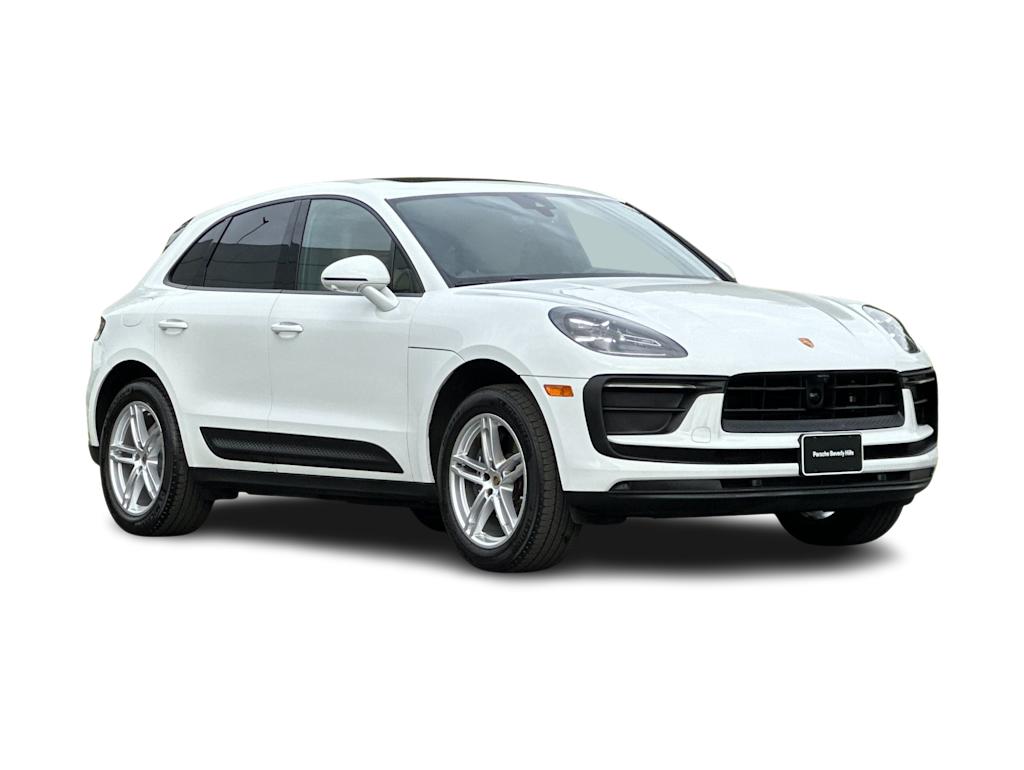 Thumbnail: 2025 Porsche Macan - 20