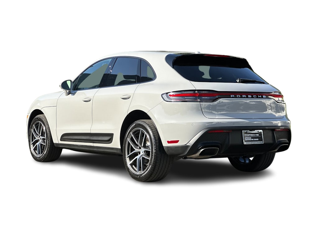 Thumbnail: 2025 Porsche Macan - 4