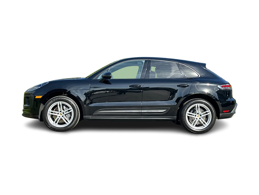 Thumbnail: 2025 Porsche Macan - 3