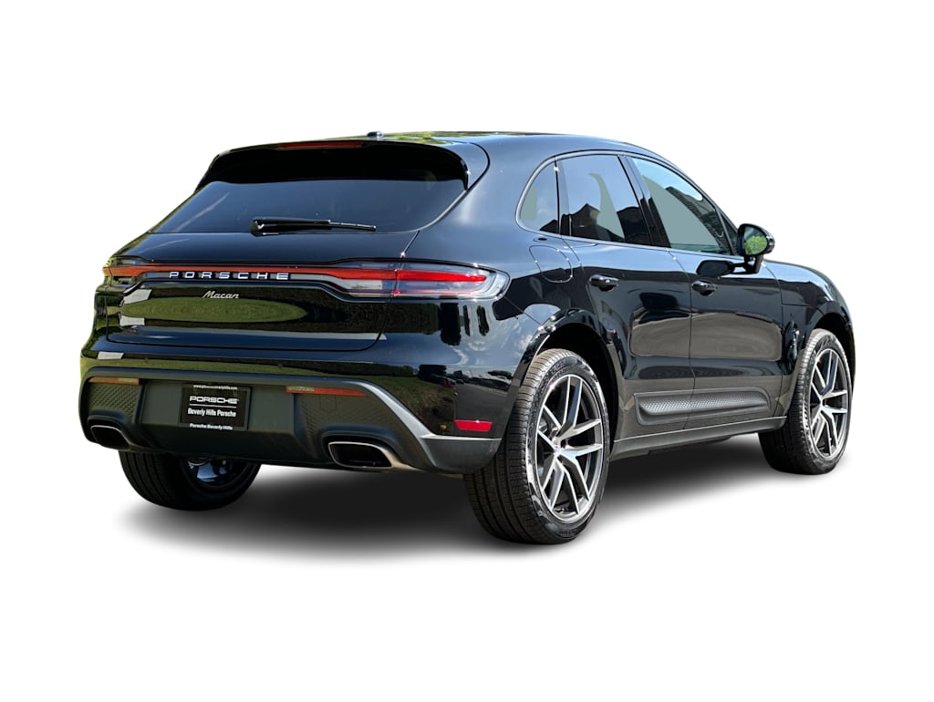 Thumbnail: 2025 Porsche Macan - 20