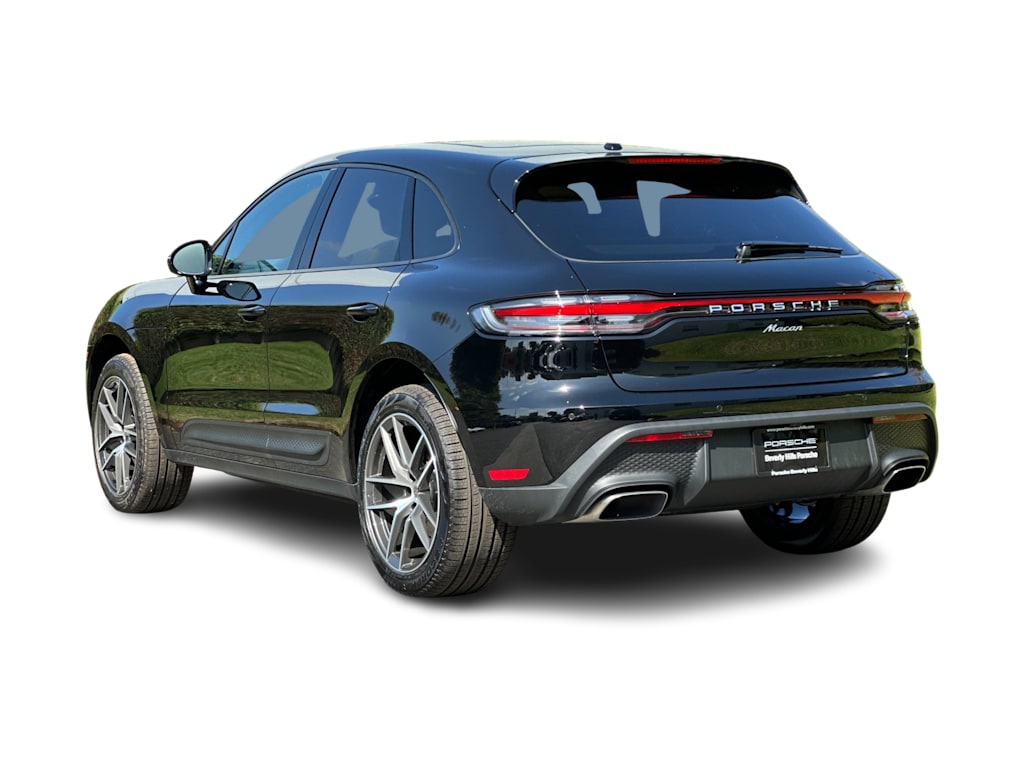 Thumbnail: 2025 Porsche Macan - 4