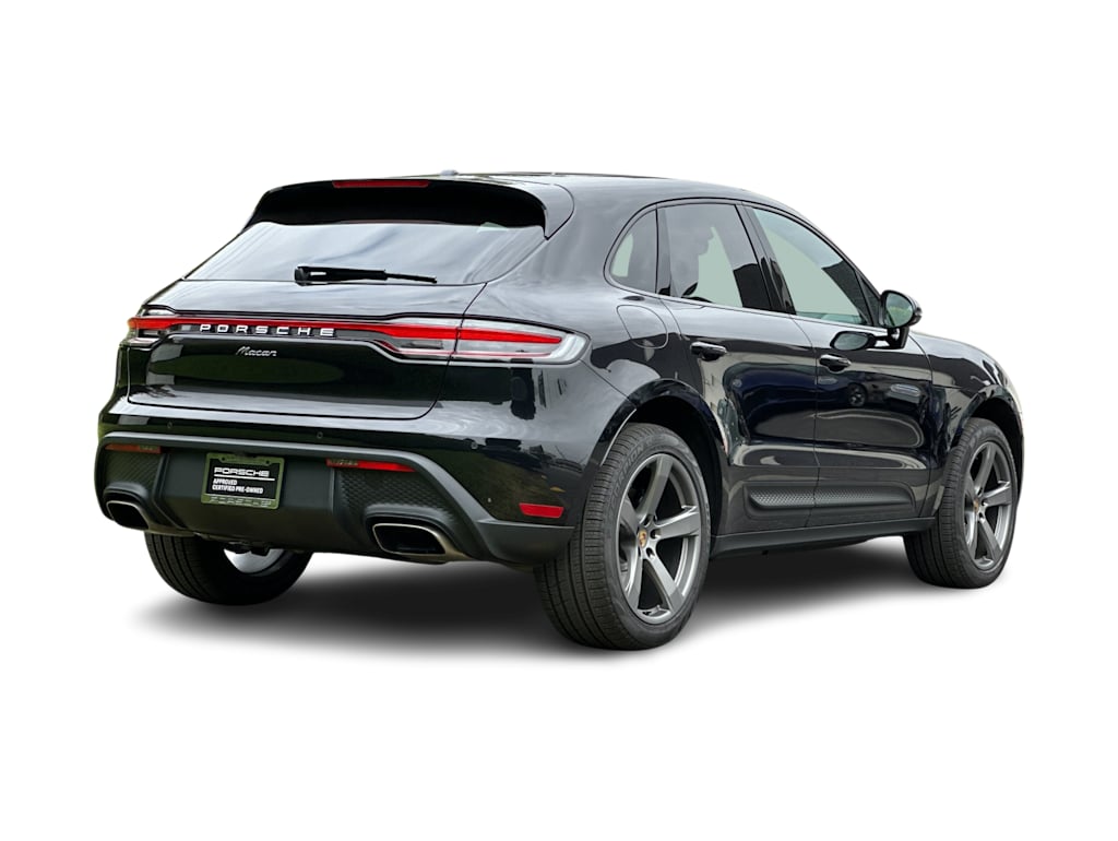 Thumbnail: 2026 Porsche Macan - 19