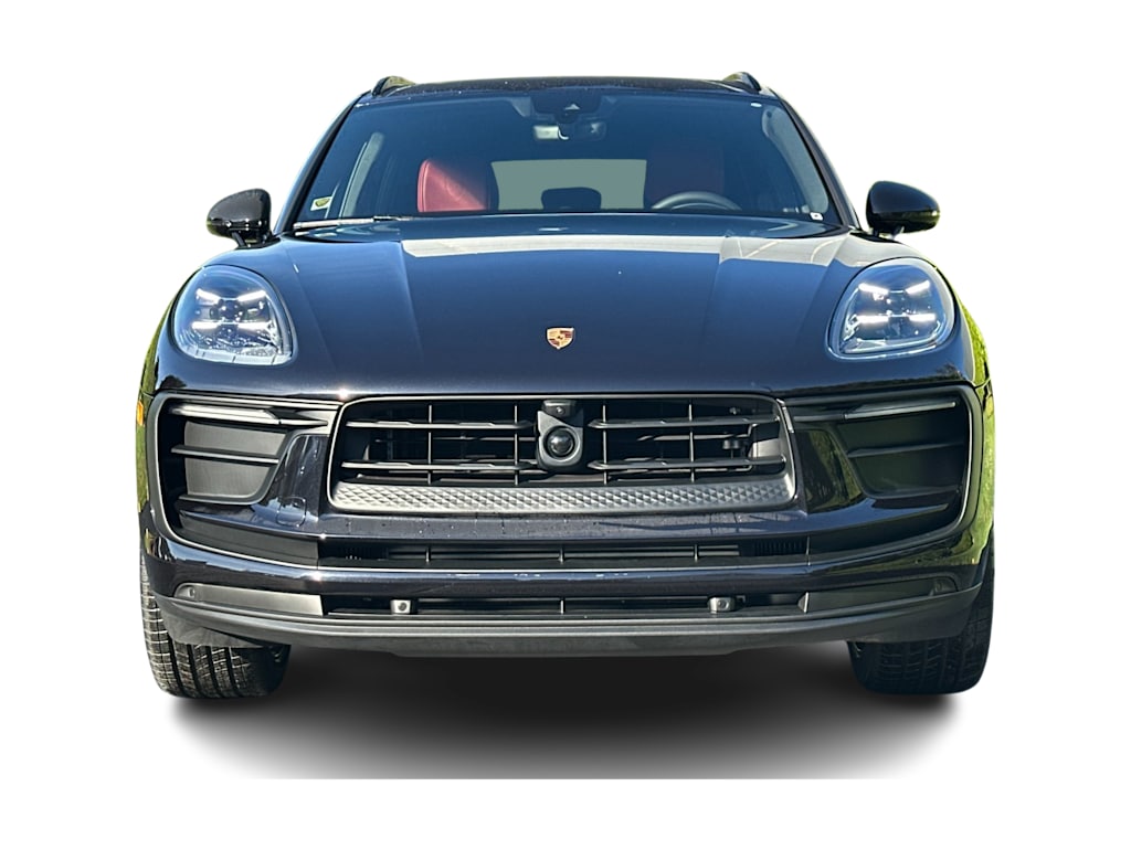 Thumbnail: 2026 Porsche Macan - 6