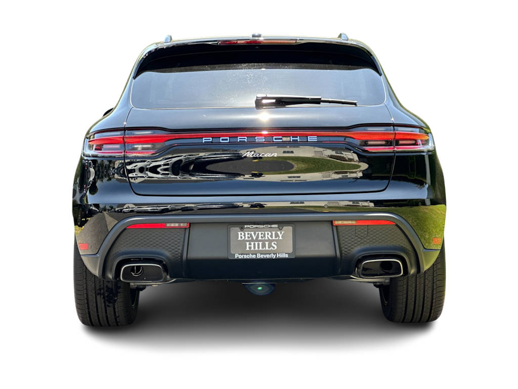 Thumbnail: 2026 Porsche Macan - 5