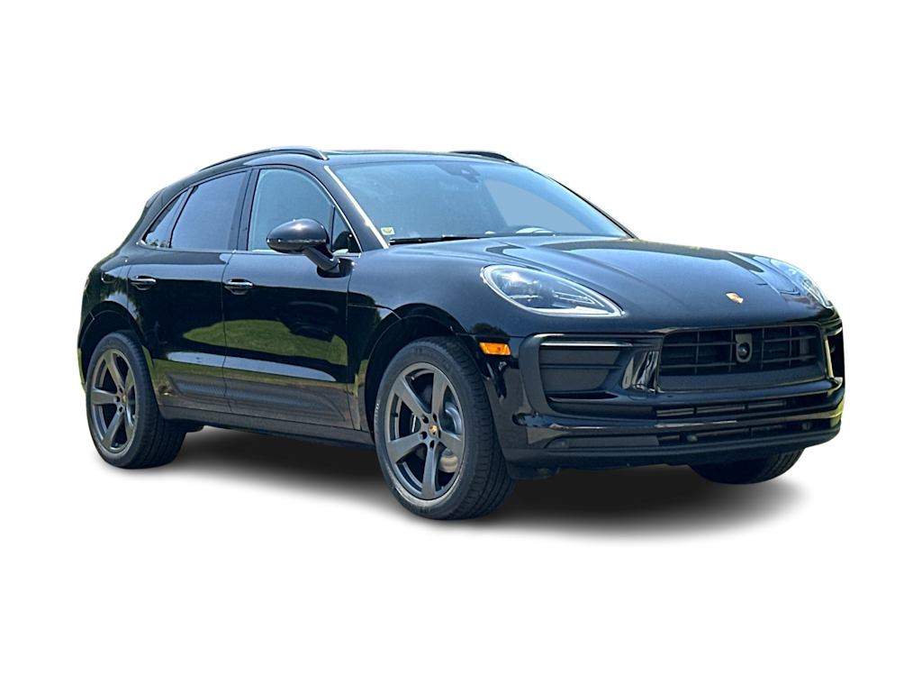 Thumbnail: 2026 Porsche Macan - 20