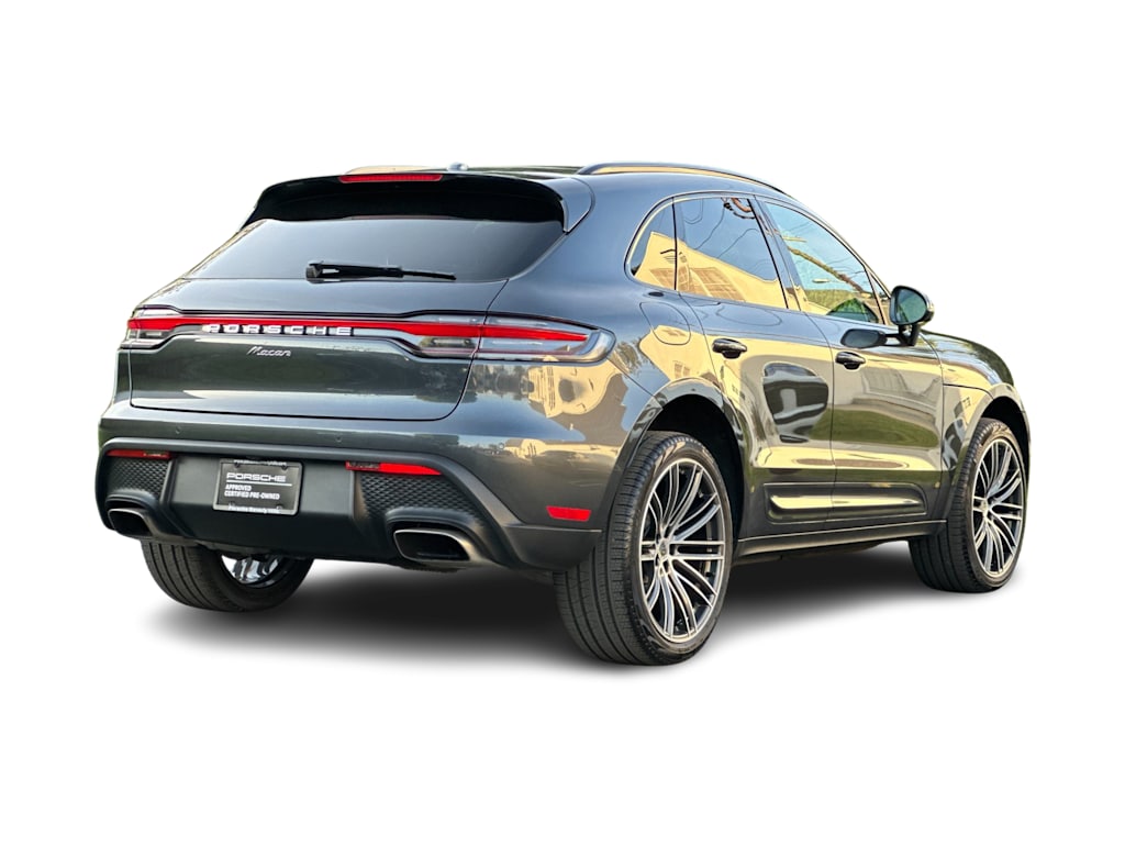 Thumbnail: 2025 Porsche Macan - 20