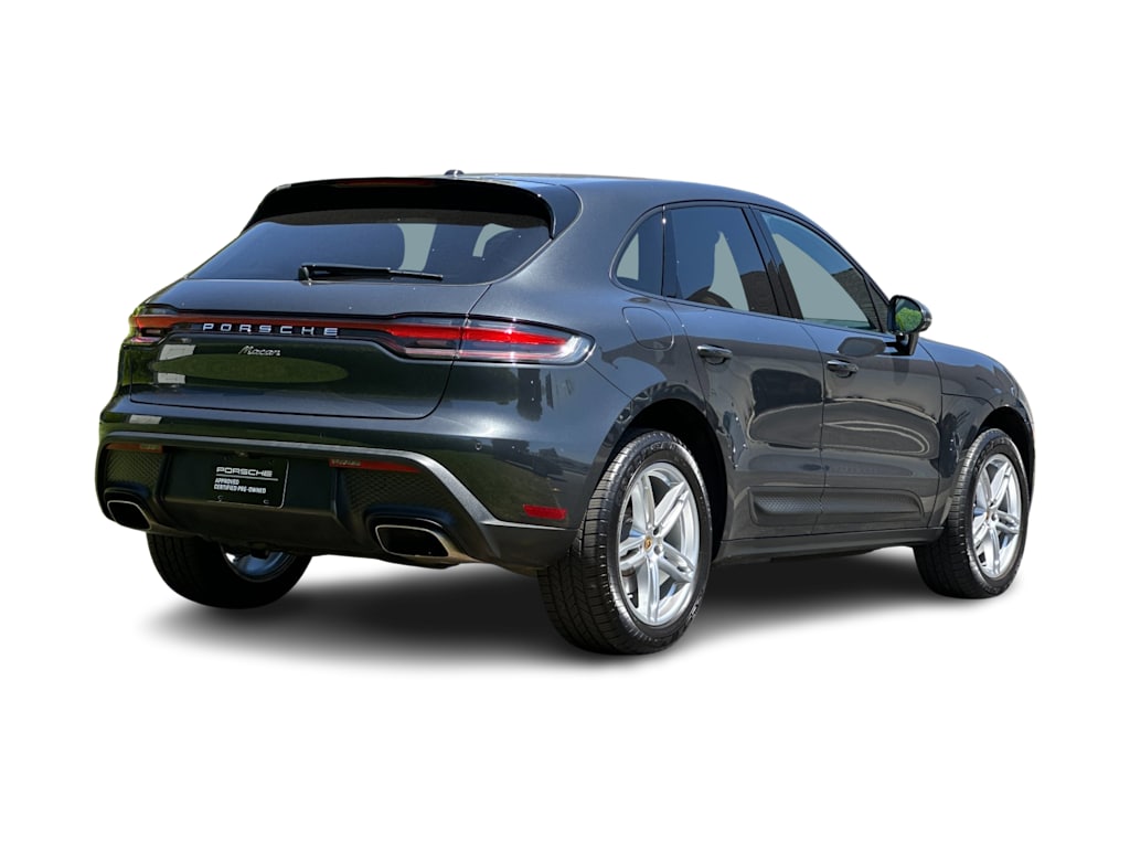 Thumbnail: 2025 Porsche Macan - 17