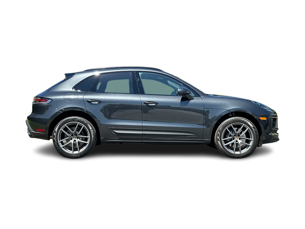 Thumbnail: 2025 Porsche Macan - 20
