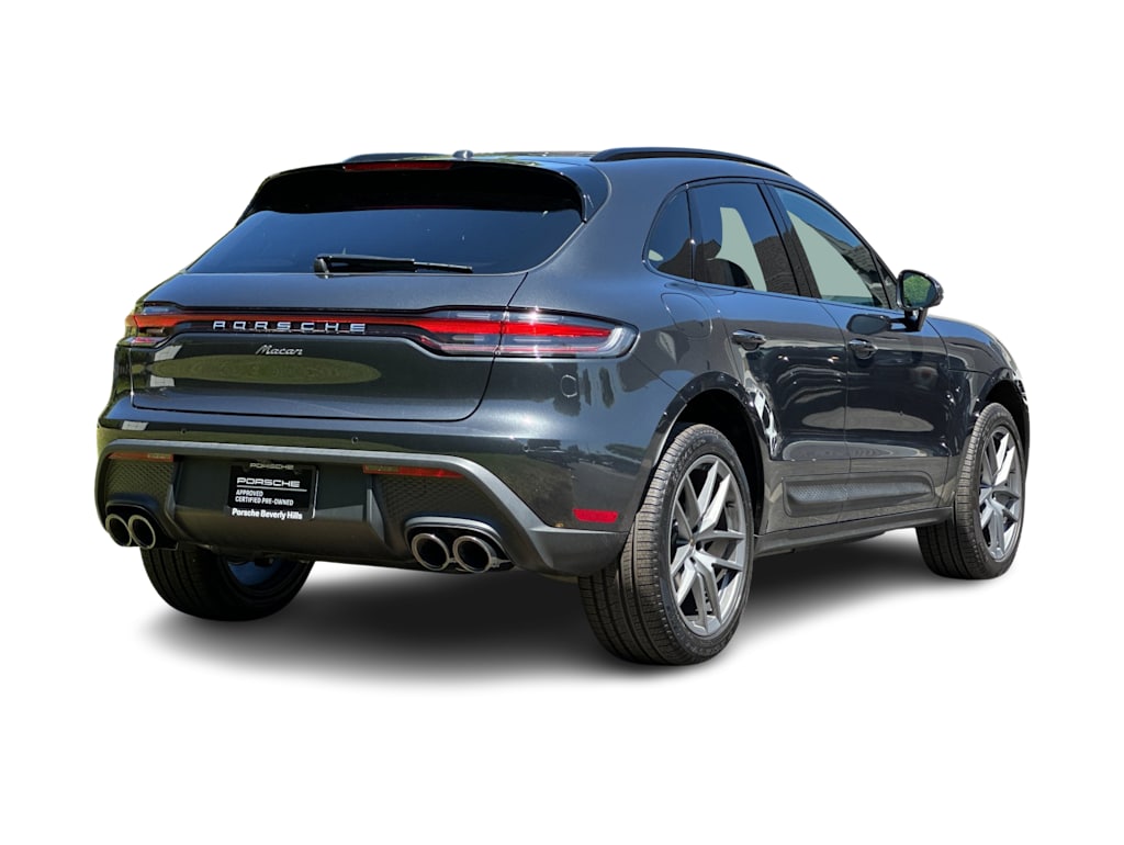 Thumbnail: 2025 Porsche Macan - 19