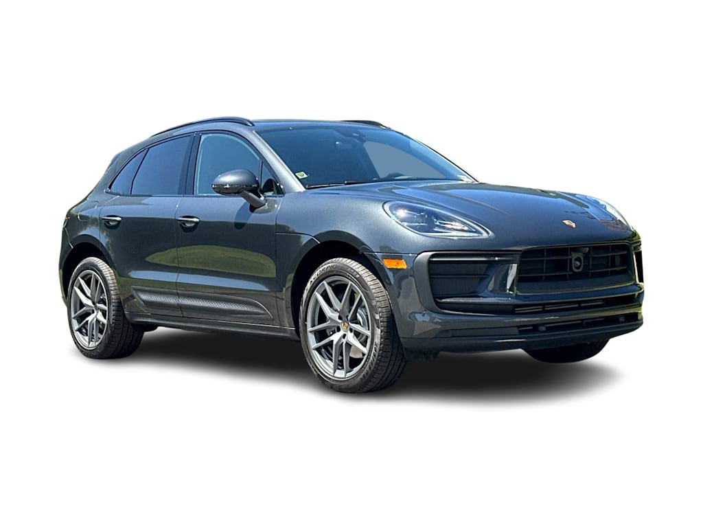 Thumbnail: 2025 Porsche Macan - 21