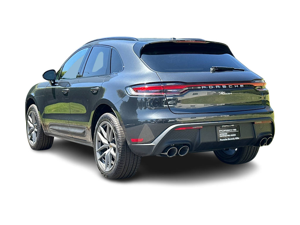 Thumbnail: 2025 Porsche Macan - 4