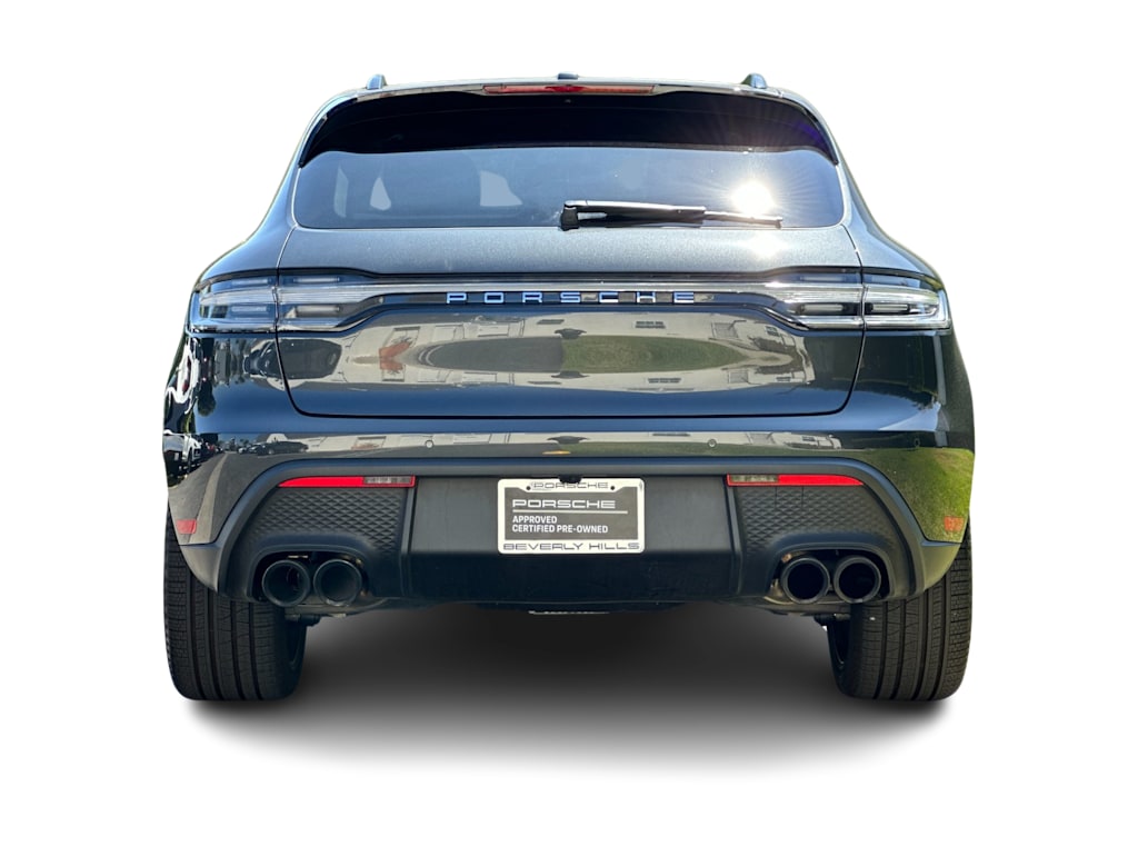 Thumbnail: 2026 Porsche Macan - 5