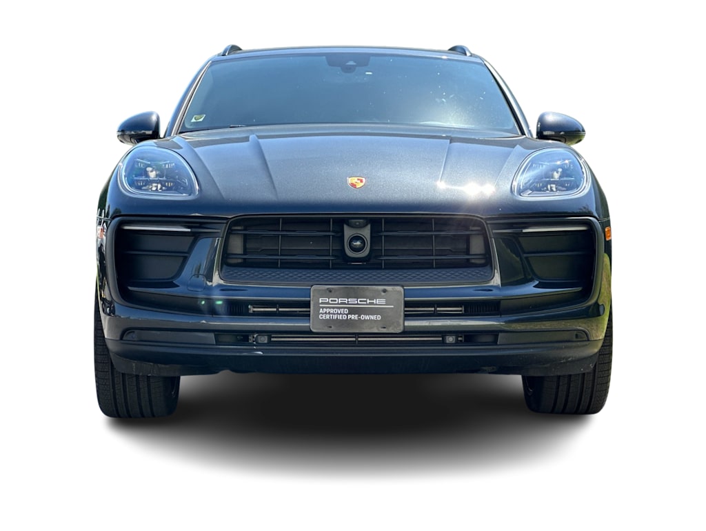 Thumbnail: 2026 Porsche Macan - 21