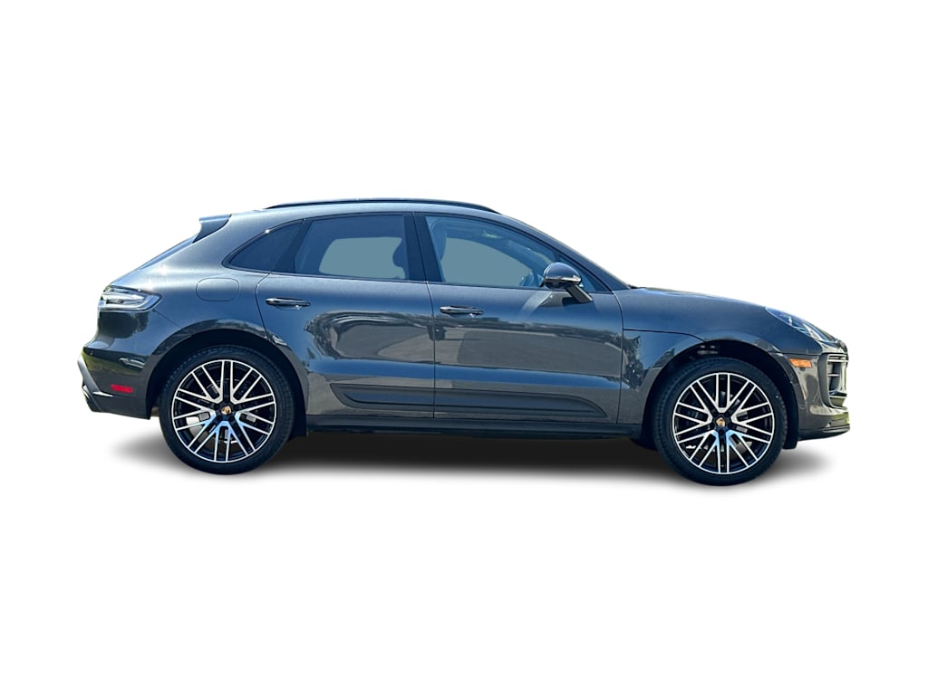 Thumbnail: 2026 Porsche Macan - 19