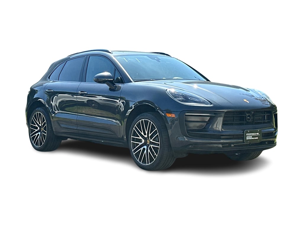 Thumbnail: 2026 Porsche Macan - 21