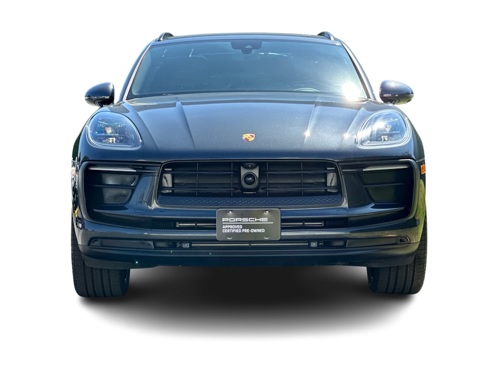 Thumbnail: 2026 Porsche Macan - 6