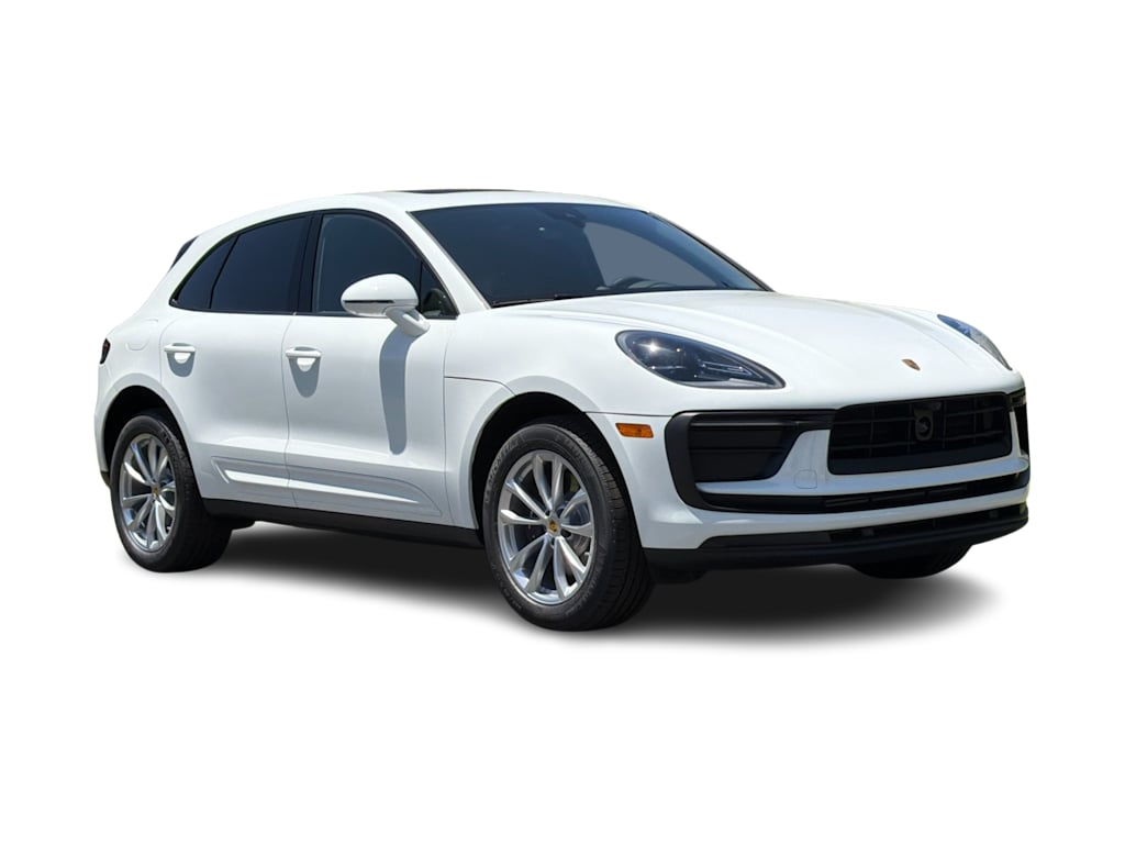Thumbnail: 2026 Porsche Macan - 22