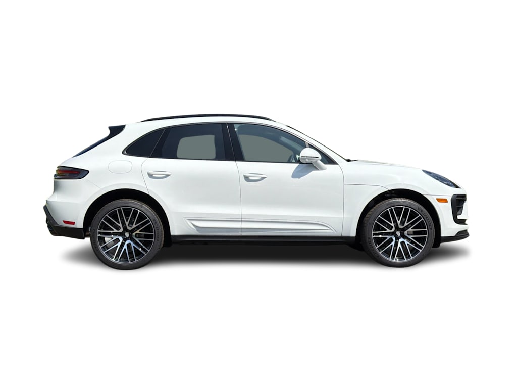 Thumbnail: 2026 Porsche Macan - 21