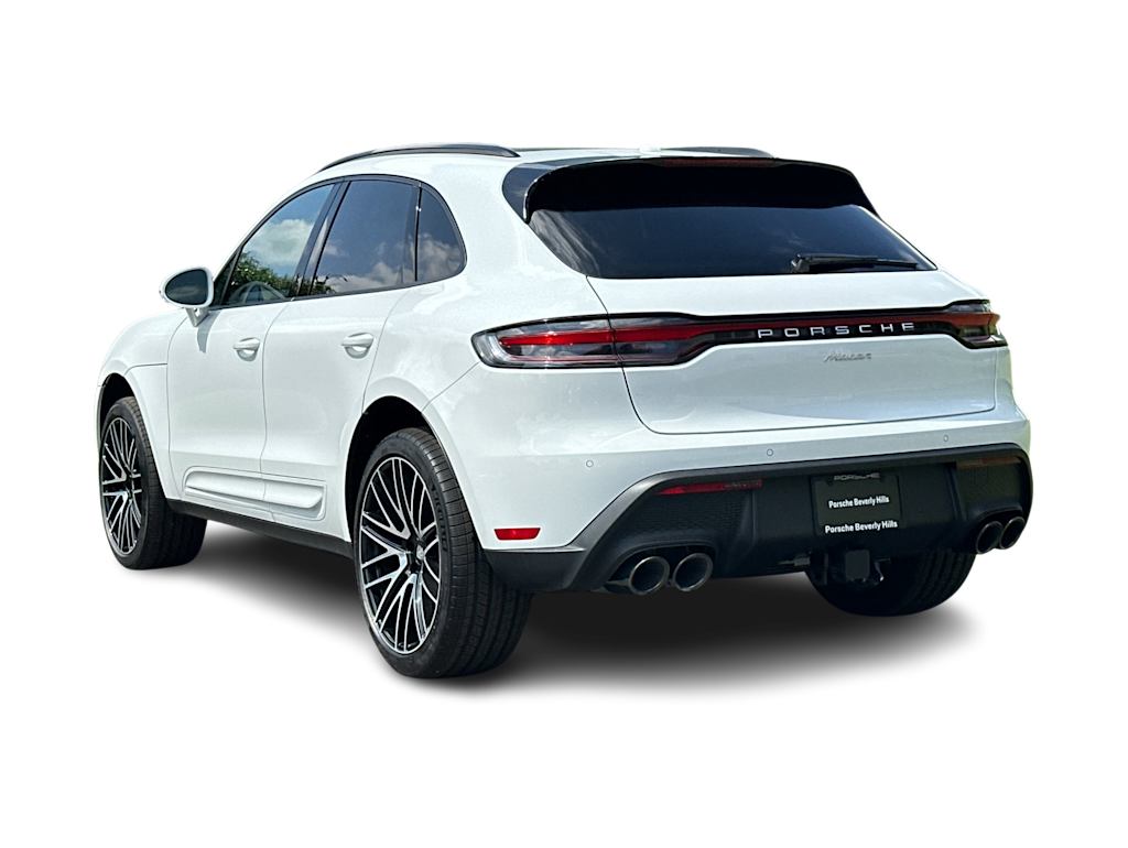 Thumbnail: 2026 Porsche Macan - 4