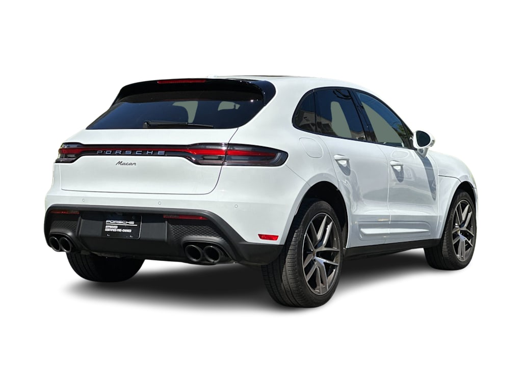 Thumbnail: 2025 Porsche Macan - 19