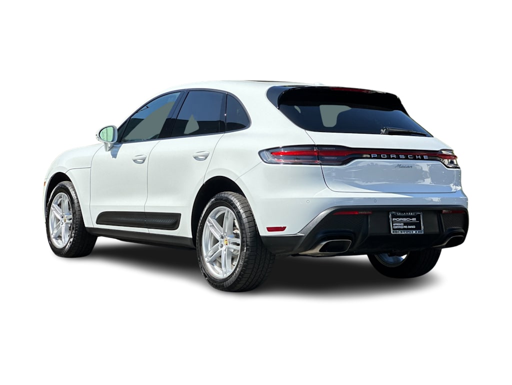 Thumbnail: 2025 Porsche Macan - 4