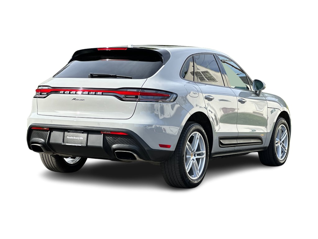 Thumbnail: 2025 Porsche Macan - 20