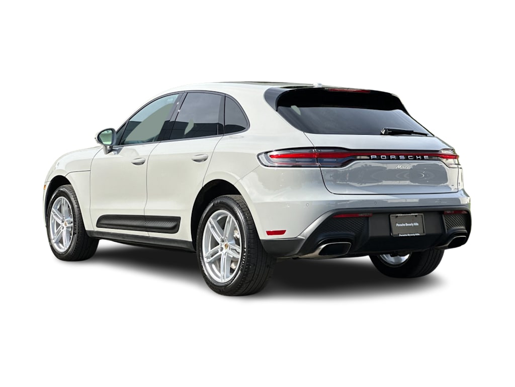 Thumbnail: 2025 Porsche Macan - 4