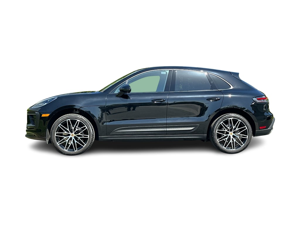 Thumbnail: 2025 Porsche Macan - 3