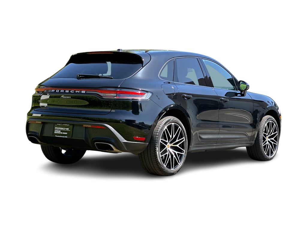 Thumbnail: 2025 Porsche Macan - 19