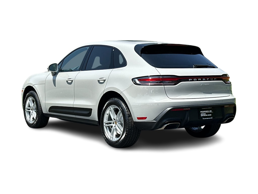 Thumbnail: 2025 Porsche Macan - 4