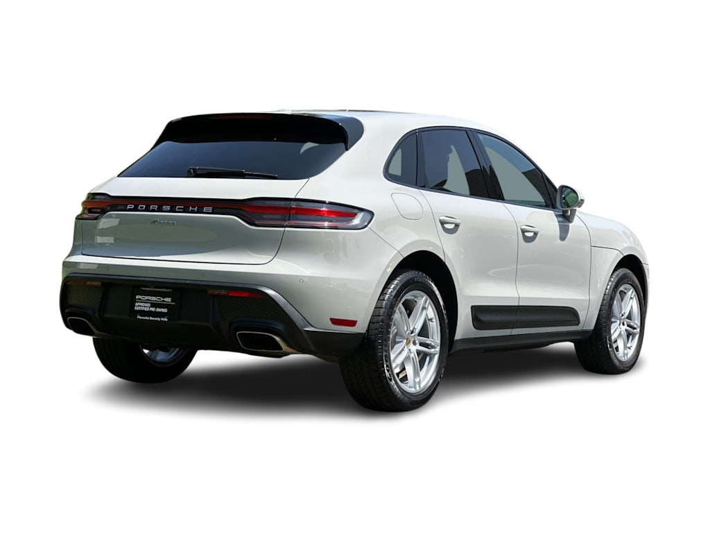 Thumbnail: 2025 Porsche Macan - 18