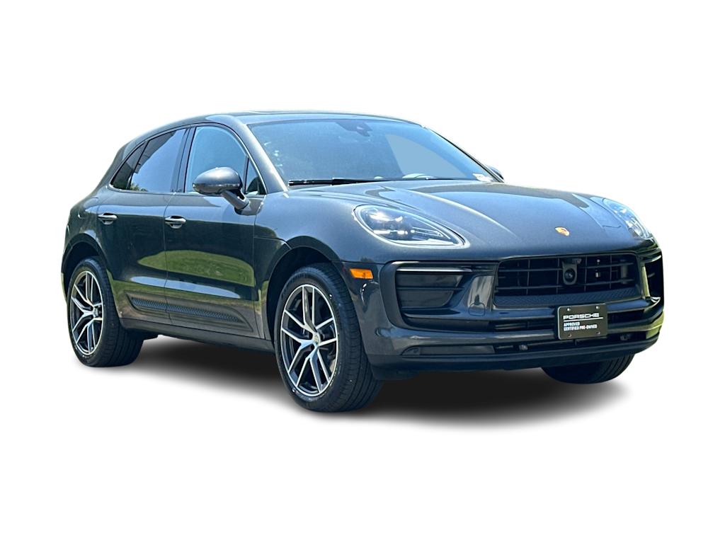 Thumbnail: 2025 Porsche Macan - 21