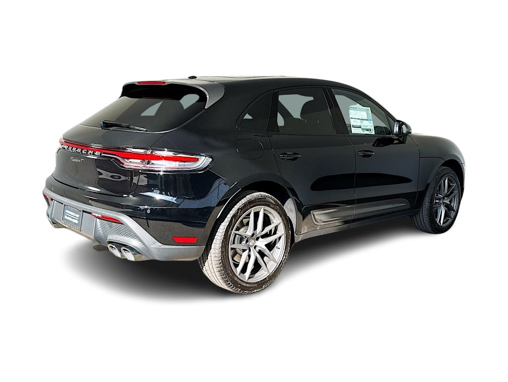 Thumbnail: 2025 Porsche Macan - 36