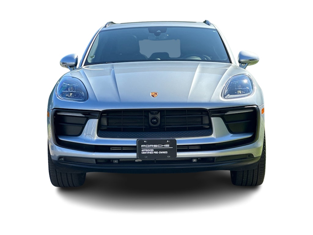 Thumbnail: 2026 Porsche Macan - 6