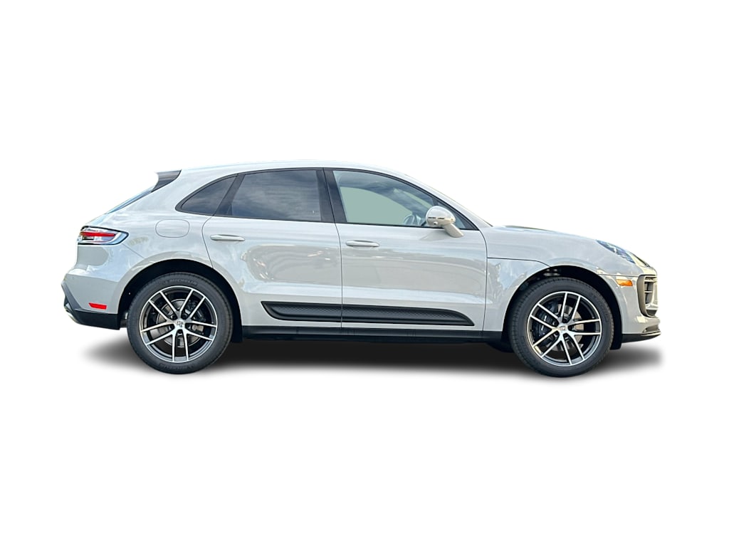 Thumbnail: 2026 Porsche Macan - 20
