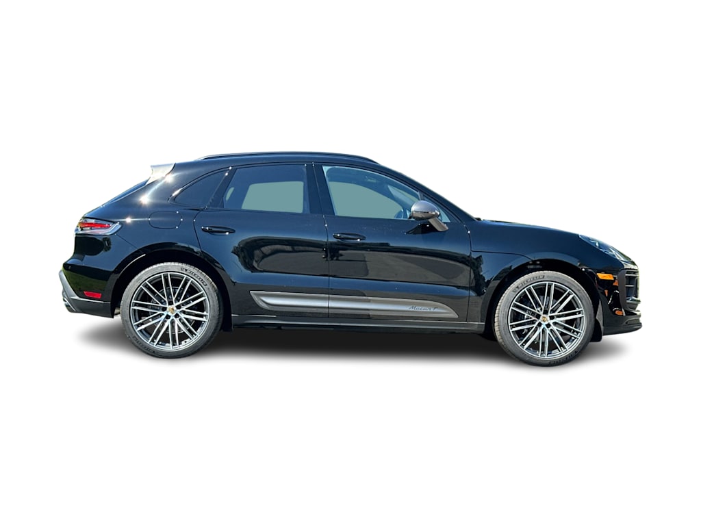 Thumbnail: 2026 Porsche Macan - 20