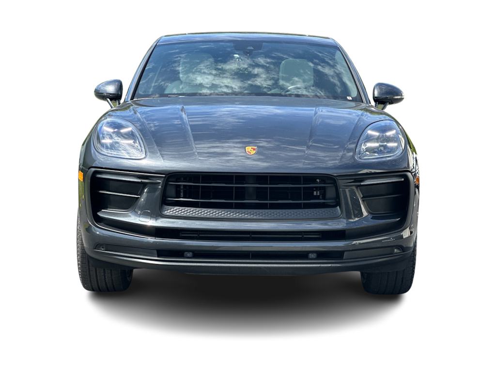 Thumbnail: 2022 Porsche Macan - 6