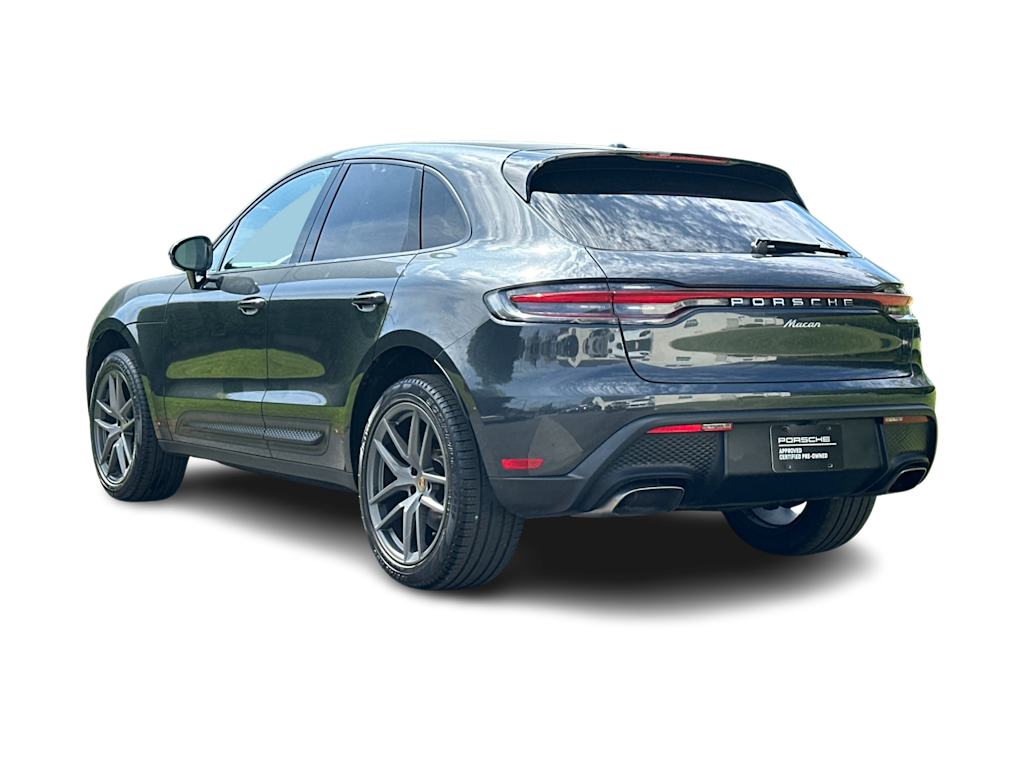 Thumbnail: 2022 Porsche Macan - 4