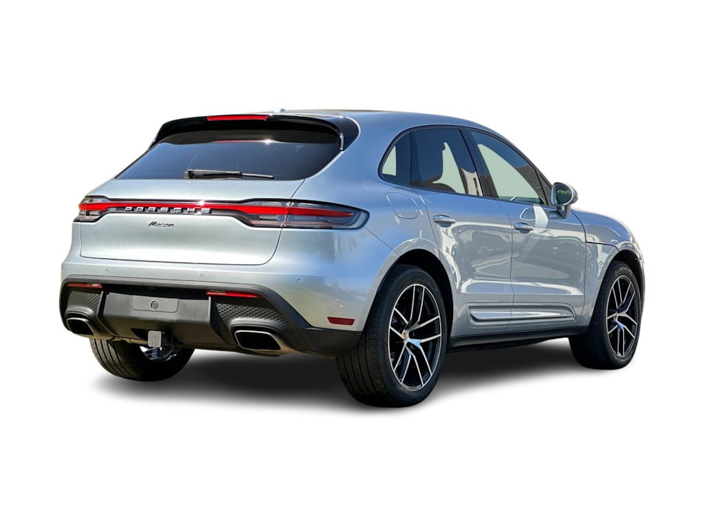 Thumbnail: 2023 Porsche Macan - 19