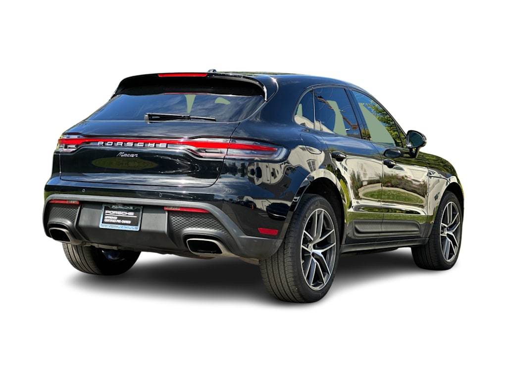 Thumbnail: 2025 Porsche Macan - 19