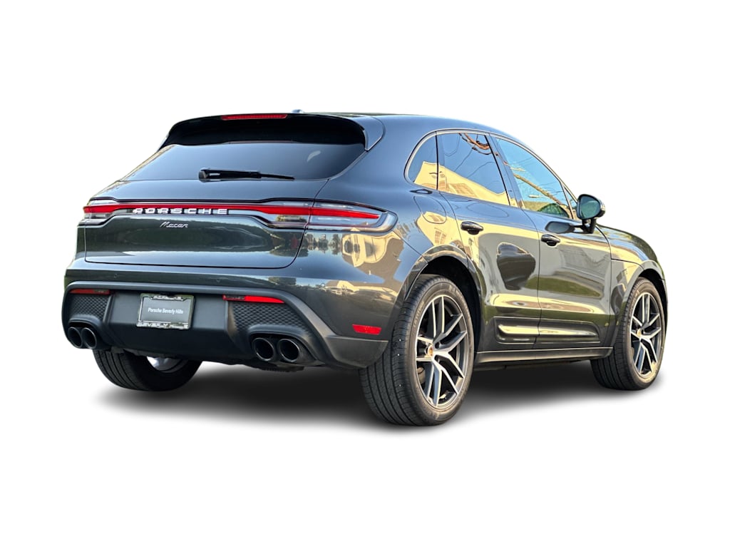 Thumbnail: 2025 Porsche Macan - 19