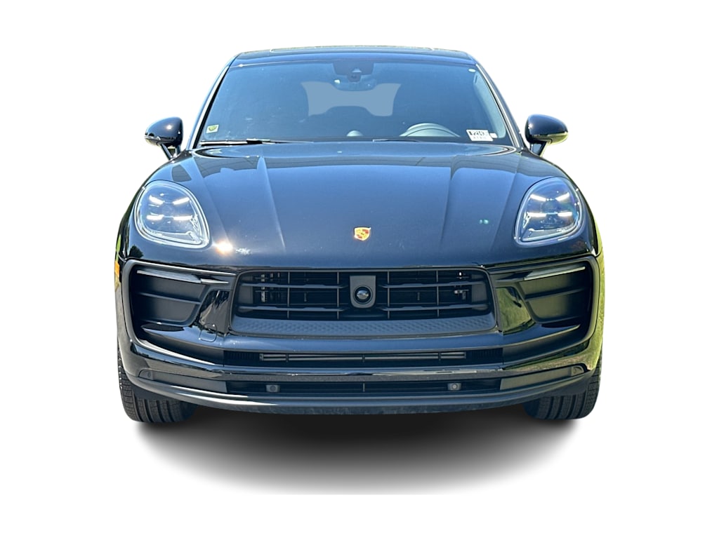 Thumbnail: 2025 Porsche Macan - 21