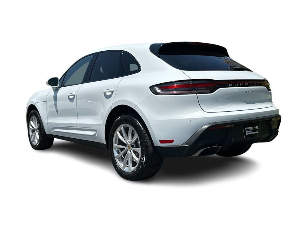 Thumbnail: 2025 Porsche Macan - 4
