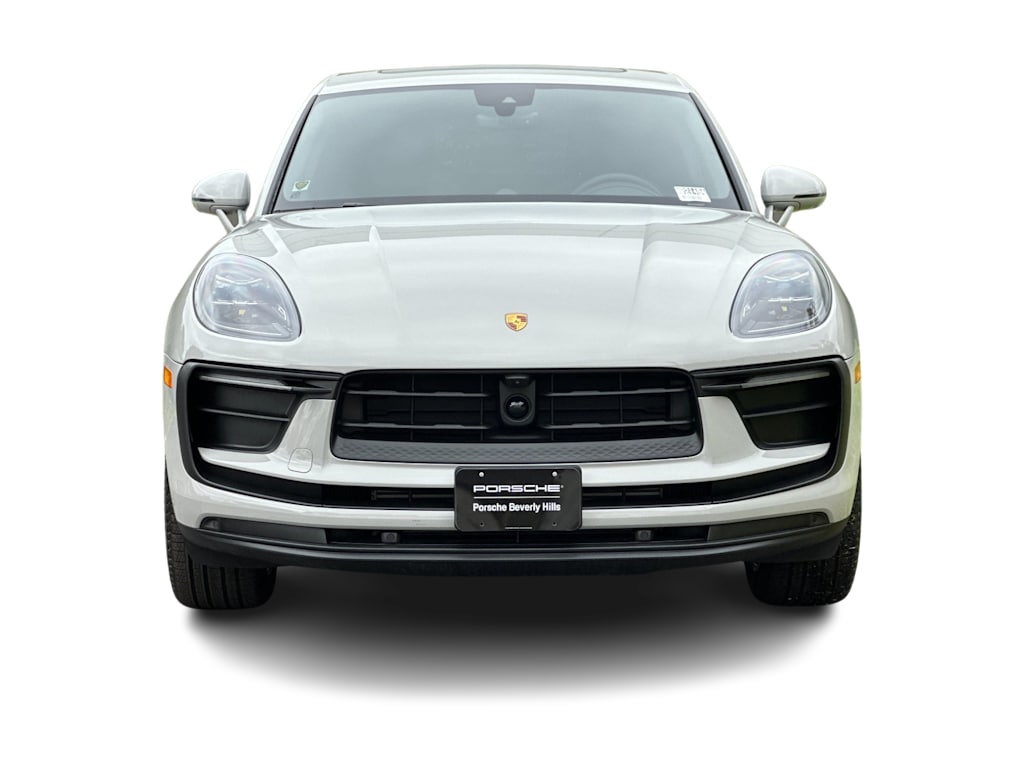 Thumbnail: 2026 Porsche Macan - 6