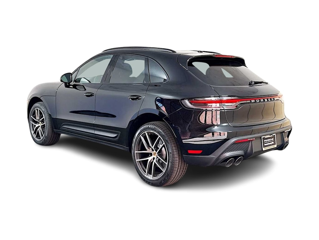 Thumbnail: 2026 Porsche Macan - 30