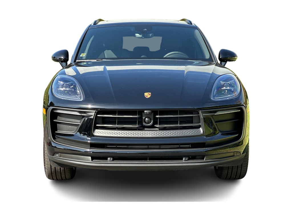 Thumbnail: 2026 Porsche Macan - 6